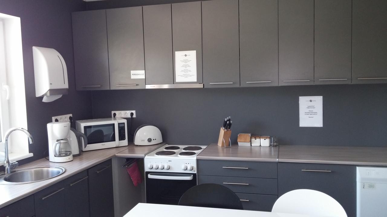 Tuhamaee Hostel กิวิโอลี ภายนอก รูปภาพ